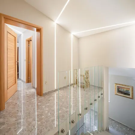 Neue Luxurioese Strandvilla بيت للعطل