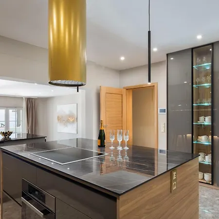 بيت للعطل Neue Luxurioese Strandvilla Duće