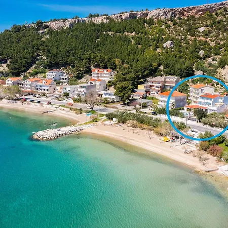 Neue Luxurioese Strandvilla بيت للعطل Duće