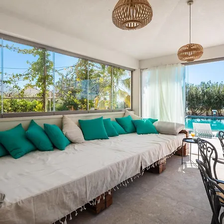 Neue Luxurioese Strandvilla Duce